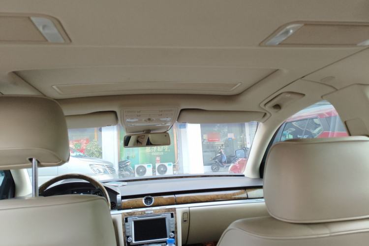 Used Volkswagen Phaeton 2011 3.6L V6 5-Seater Extended Comfort Version
