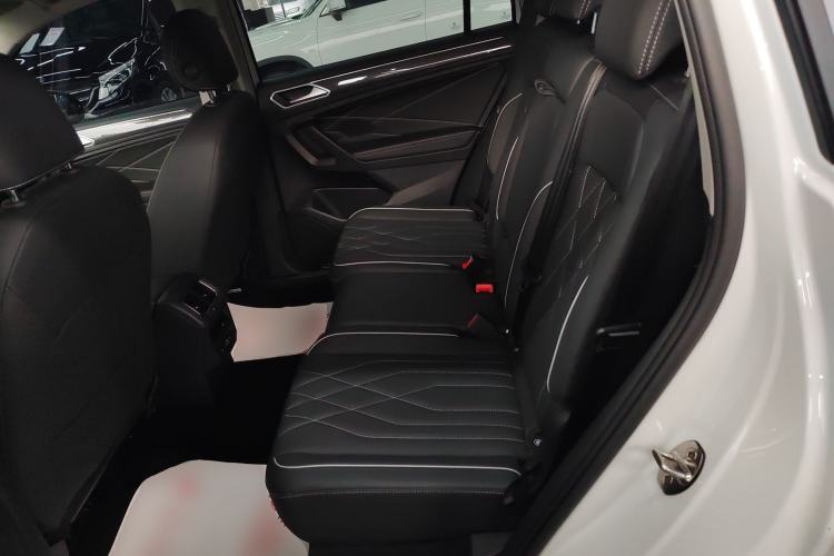 Used Volkswagen Tiguan L 2023 330TSI Automatic Two-Wheel Drive R-Line Enjoyment Edition
