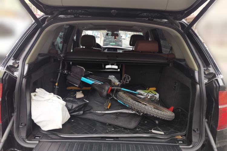 Used BMW X5 2011 xDrive35i Leading Model
