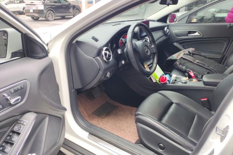 Used Mercedes-Benz GLA 2018 GLA 200 Fashion Model