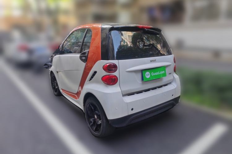 Used smart fortwo 2015 1.0 MHD Spark Special Edition
