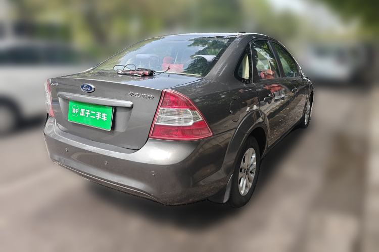 Used Ford Focus 2013 Sedan Classic 1.8L Automatic Base Model