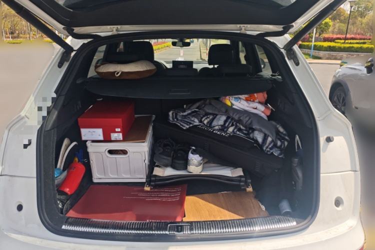 Used Audi Q5L 2023 40T Luxury Dynamic Model Trunk