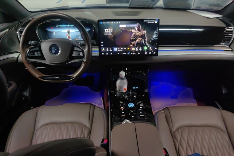 Used BYD Han 2024 DM-i Glory Edition 121KM Prestige Model