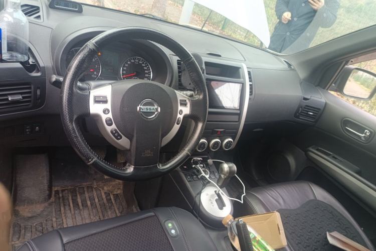 Used Nissan X-Trail 2012 2.5L CVT Flagship Edition 4WD
