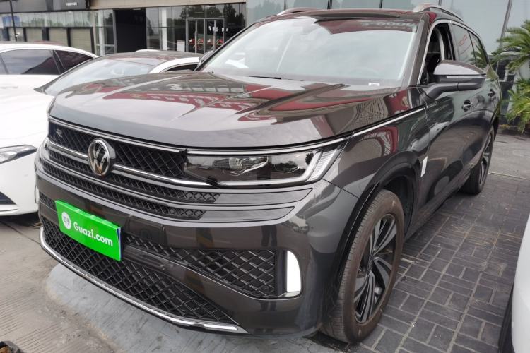 Used Volkswagen Tavendor 2024 Facelifted 380TSI All-Wheel Drive R-Line Cruise Premium Edition