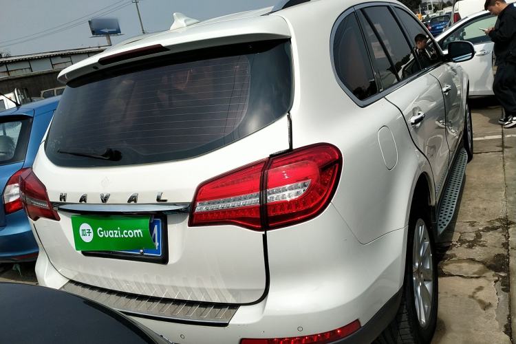 Used Haval H8 2015 2.0T Two-Wheel-Drive Luxury Version
