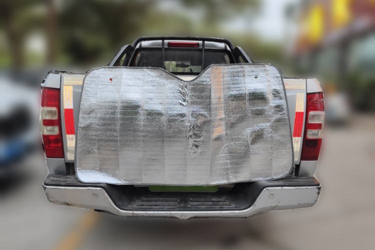 Used Isuzu JLM 2018 2.0T Two-Wheel-Drive Gasoline Luxury Version with Extended Cargo Bed 4K21D4T Rear