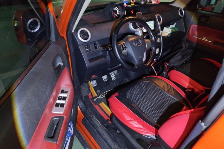 Used Great Wall M2 2013 1.5L Manual Navigation Version Driver Seat