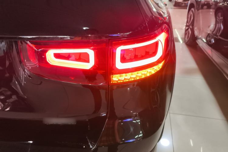 Used Mercedes-Benz GLB 2023 GLB 220 Sport Edition Exterior 3