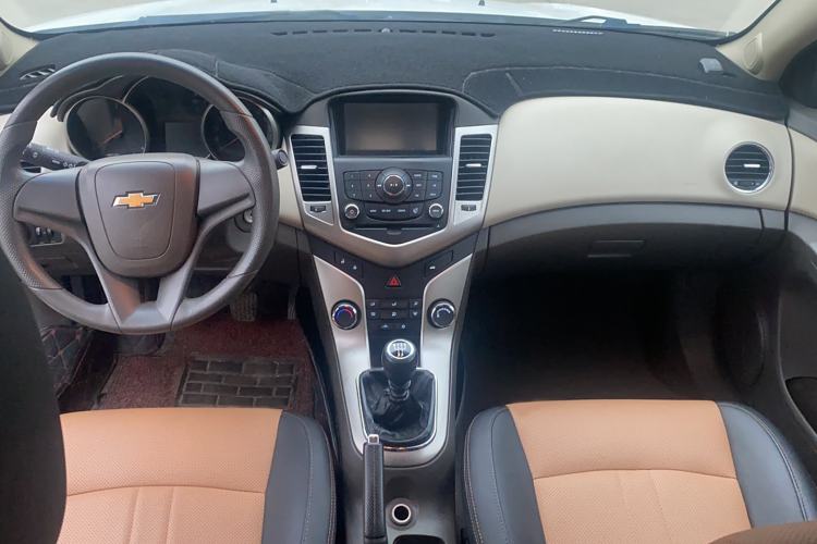 Used Chevrolet Cruze 2015 1.5L Classic SL MT