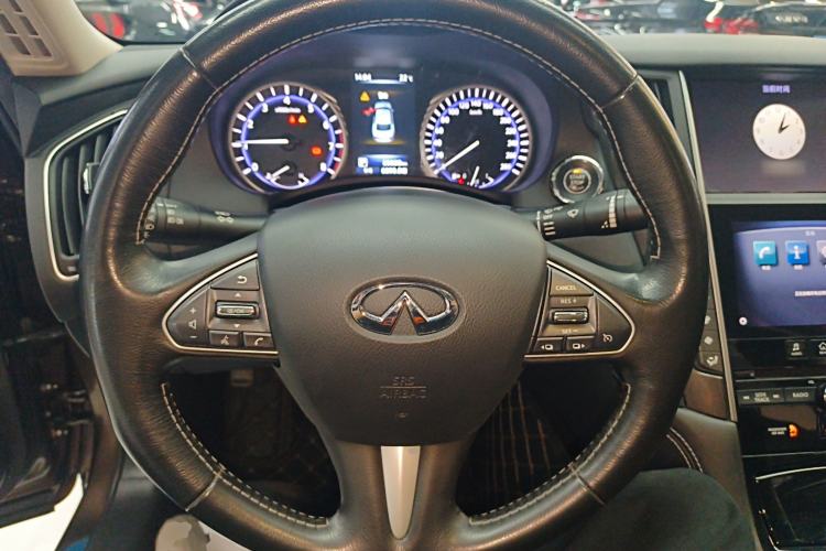 Used Infiniti Q50L 2015 2.0T Comfort Edition Steering Wheel