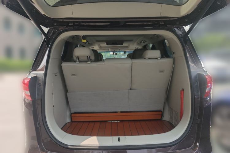 Used Buick GL8 2018 ES 28T Luxury Model China VI Standard Trunk