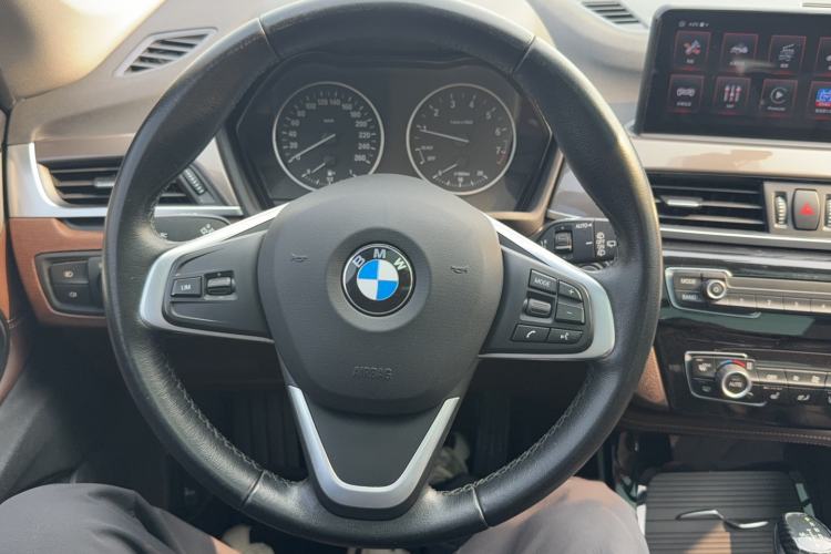 Used BMW X1 2018 sDrive18Li Luxury Model