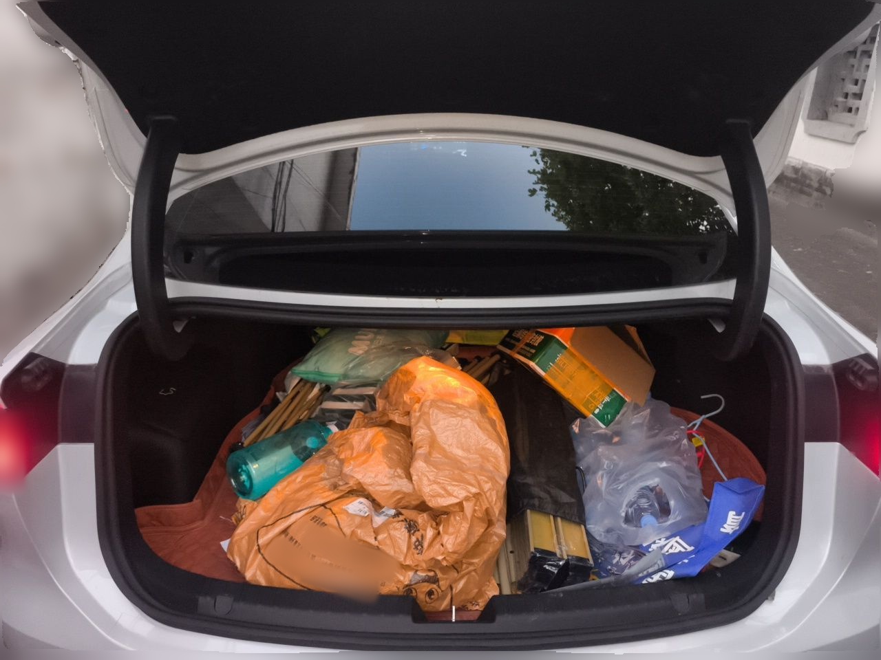 Geely Galaxy A7 2025 Model EM-i 150km Prestige Edition — снимка 15