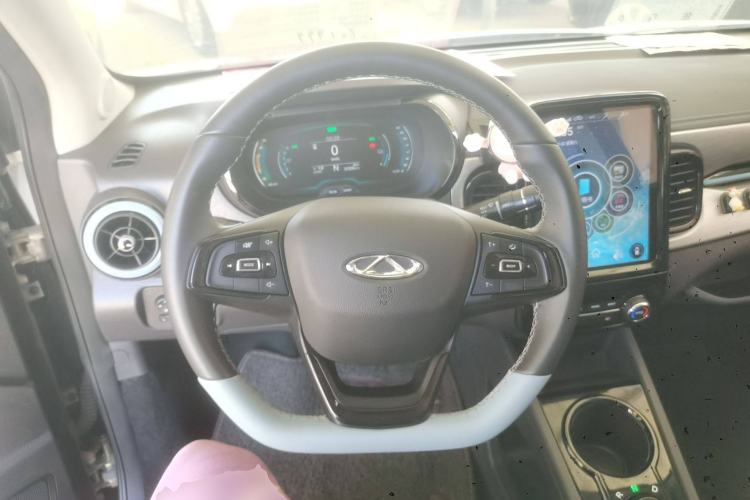 Used Chery New Energy Little Ant 2022 Revised Version Sweet Pink Edition Half-Sugar Version Lithium Iron Phosphate 30.7 kWh 30 kW 301 km