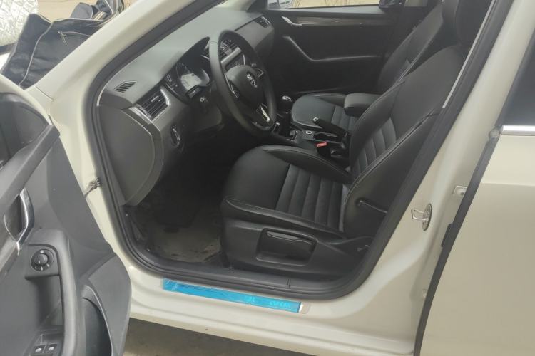 Used Skoda Octavia 2017 1.6L Manual Smart Drive Edition