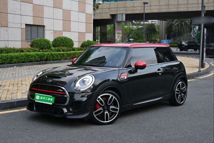 Used MINI JCW 2017 2.0T JOHN COOPER WORKS Avant-Garde