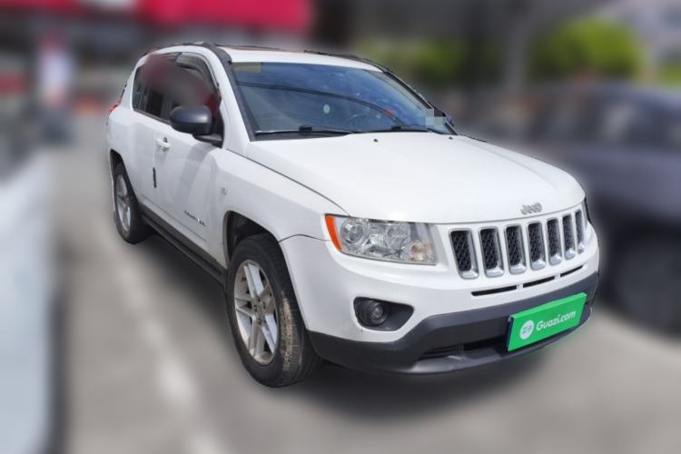 Used Jeep Compass 2013 2.0L two-wheel drive luxury version
