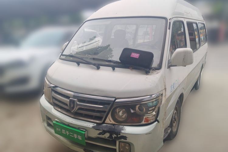 Used Jinbei Hiace 2014 2.0L 5th-Gen Power King Comfort Version V19