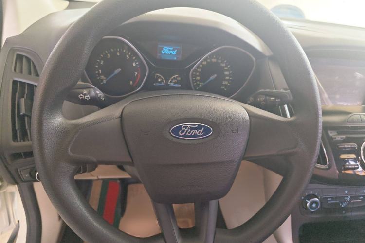 Used Ford Focus 2015 Sedan 1.6L Automatic Comfort Model