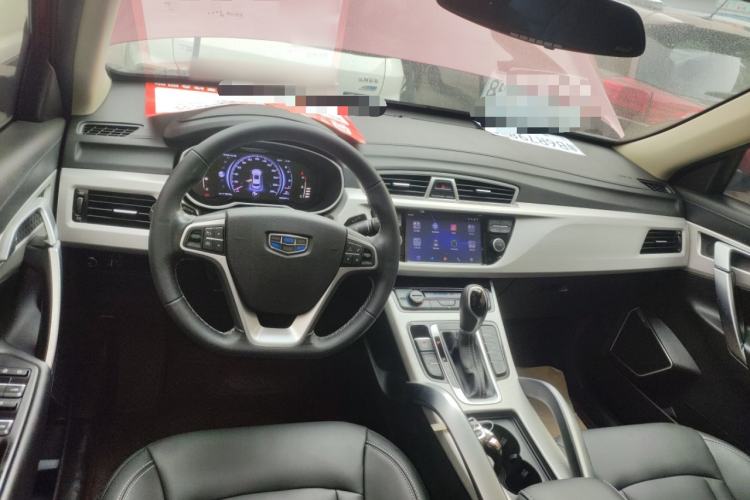 Used Geely Auto Emgrand X7 Sport 2018 1.8TD Automatic Two-Wheel Drive Smart Connect 4G Internet Edition Center Console