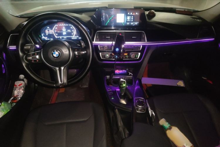 Used BMW 3 Series 2016 320Li Ambition Model
