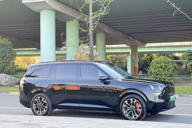 Used Lynk & Co 900 2025 1.5T Ultra
