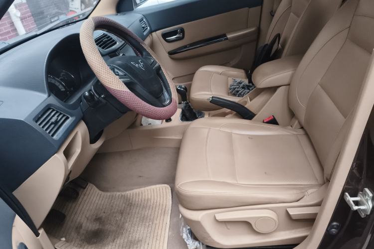 Used Wuling Hongguang 2014 1.5L S Comfort Model
