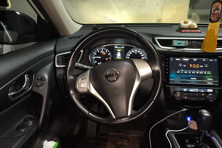 Used Nissan X-Trail 2014 2.0L CVT Comfort Edition 2WD
