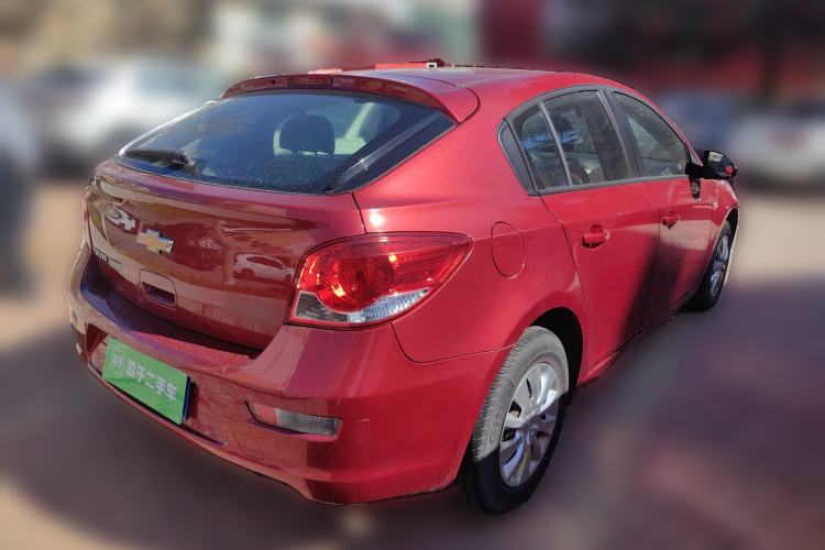 Used Chevrolet Cruze 2015 Hatchback 1.6L Manual Comfort Edition