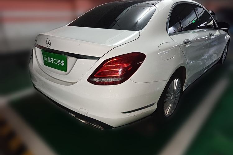 Used Mercedes-Benz C-Class 2015 C 200 L
