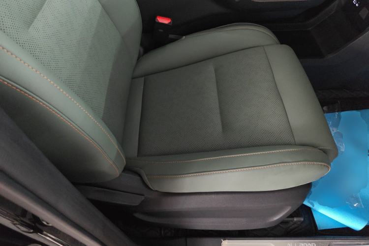 Used iCAR 03 2024 472km Four-Wheel Drive Long-Range Version Right Front Seat