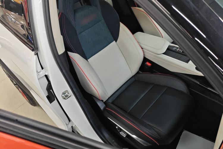 Used Lynk & Co 06 2020 1.5T YAO Halo