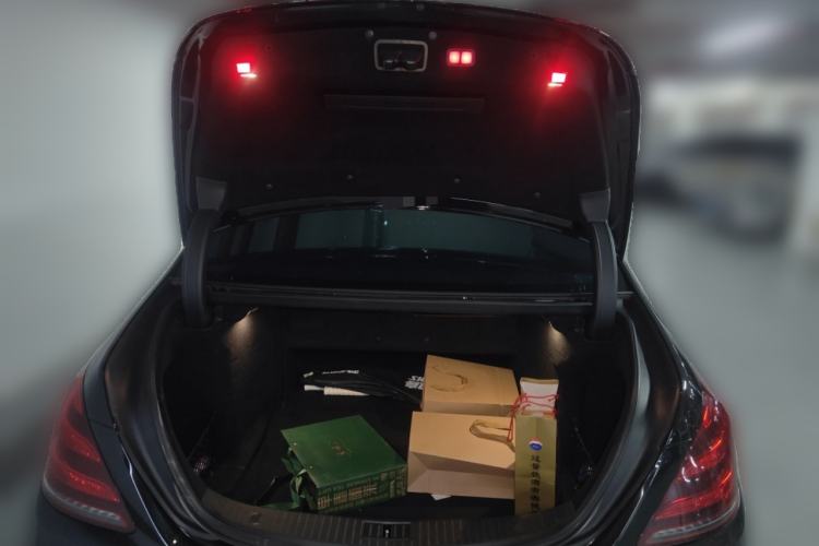 Used Mercedes-Benz Maybach S-Class 2019 S 450 4MATIC Trunk