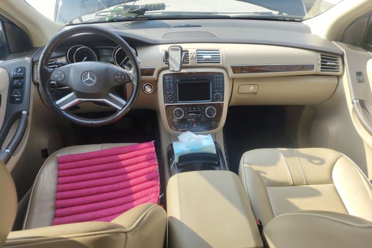 Used Mercedes-Benz R-Class 2011 R 350 L 4MATIC
