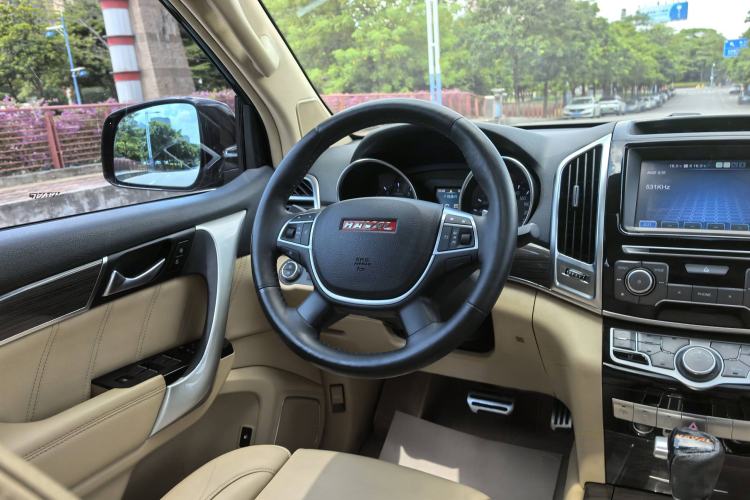 Used Haval H9 2015 2.0T Four-Wheel Drive Ultra-Luxury 7-Seater