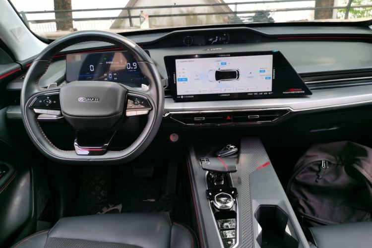 Used CHANGAN OSHAN Z6 2022 Blue Whale 1.5T DCT Luxury Model Center Console