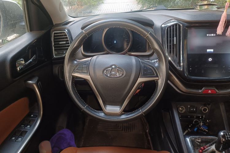 Used CHANGAN OSHAN CX70 2016 1.6L Manual Luxury Model
