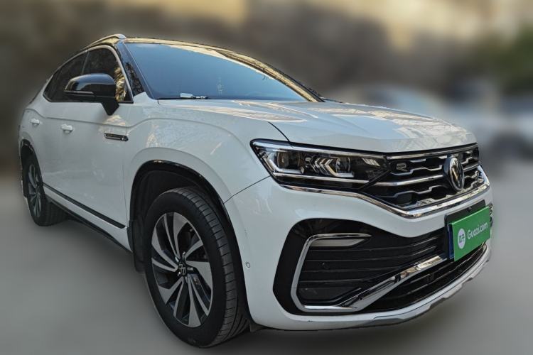 Used Volkswagen Tayron X 2020 330TSI Two-Wheel Drive Luxury Smart Connectivity Version Front Right 45 Deg