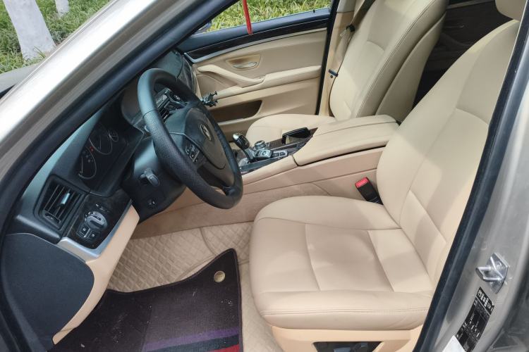 Used BMW 5 Series 2011 523Li Luxury Model