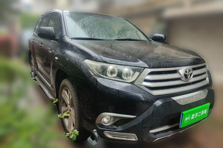 Used Toyota Highlander 2012 2.7L Two-Wheel Drive 7-Seater Luxury Edition Front Right 45 Deg