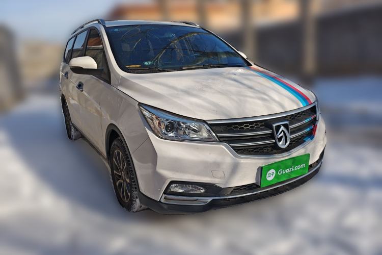 Used Baojun 730 2019 1.5L Manual Fashion Model 7-seater National V