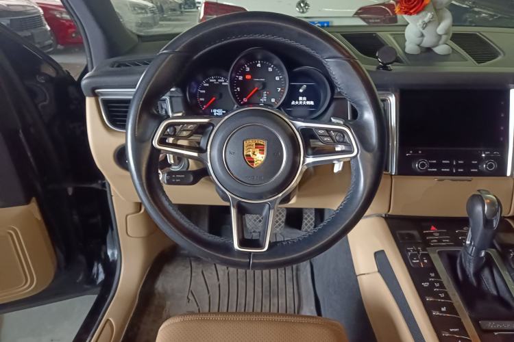 Used Porsche Macan 2017 Macan 2.0T Steering Wheel
