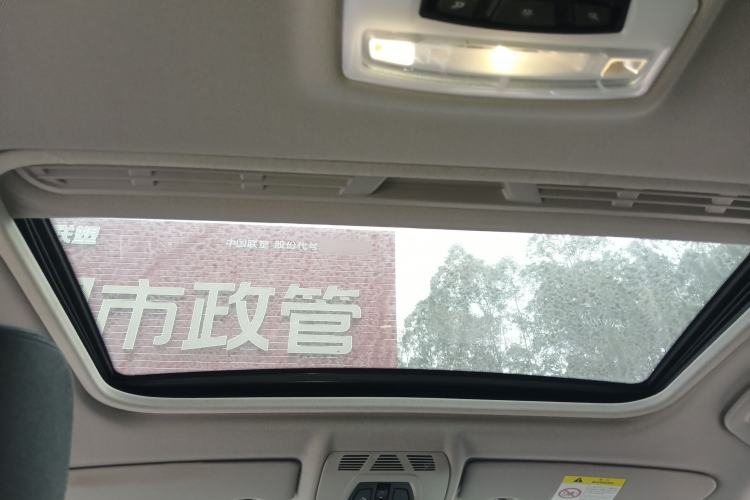 Used BMW 1 Series 2018 118i Leading Model Headliner