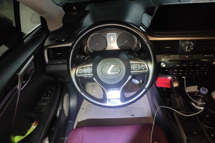 Used Lexus RX 2020 300 Two-Wheel Drive Elite Edition China VI Standard Steering Wheel