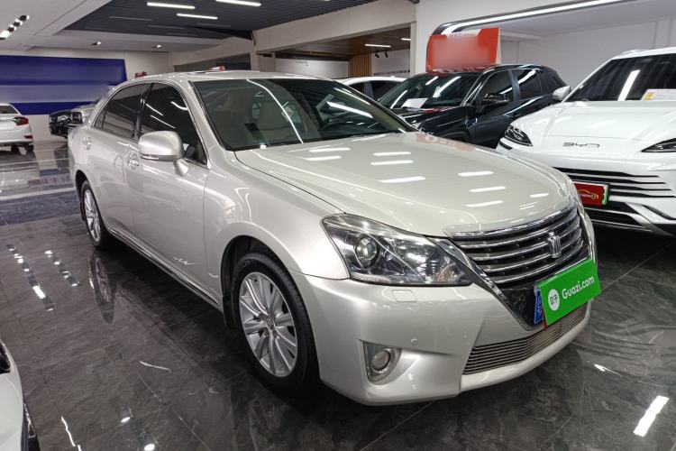 Used Toyota Crown 2012 2.5L Royal Leather Edition