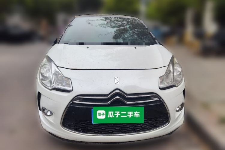 Used DS 3 2012 1.6L Supreme Edition
