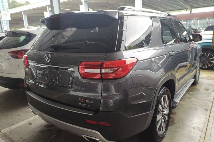 Used Changan CS95 2017 2.0T Two-Wheel Drive Zhitu Edition
