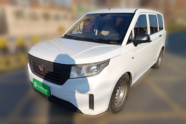Used Wuling Hongguang PLUS 2019 1.5T Manual Standard Version 7 Seats